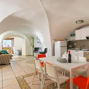 Moro 50 - Loft In Trastevere , Roma Italia